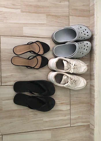 40 Beden Beyaz Kız Terlik ve Sandalet Seti
