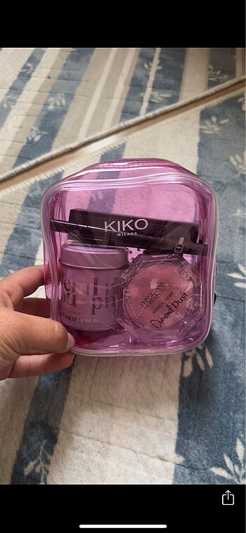 Kiko Kiko makyaj çantası