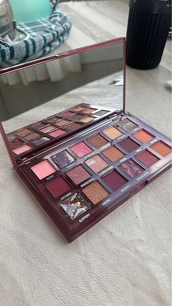Hudabeauty far paleti