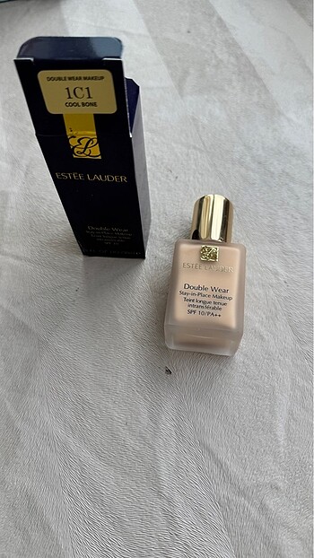 Estee lauder fondöten 1C1