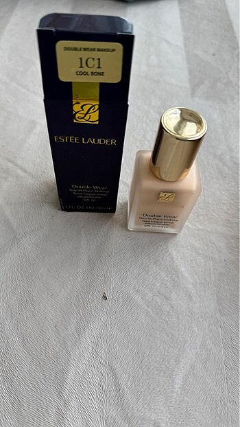 Beden Estee lauder fondöten 1C1