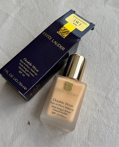  Beden Estee lauder fondöten 1W1