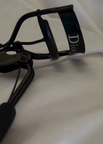 Dior Siyah Kirpik Kıvırıcı - Görsel 3