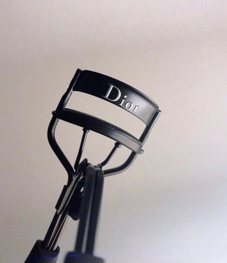 Dior Siyah Kirpik Kıvırıcı - Görsel 2
