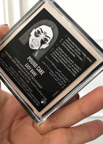 HUDA BEAUTY Easy Bake Loose Puder Pound Cake - Görsel 2