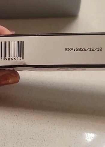 Chanel No 5 Siyah Maskara Parlak - Görsel 3