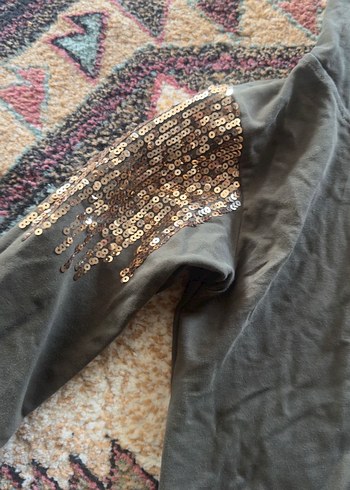 Kızlar için Gri Payetli Kapüşonlu Eşofman Takımı - Görsel 2