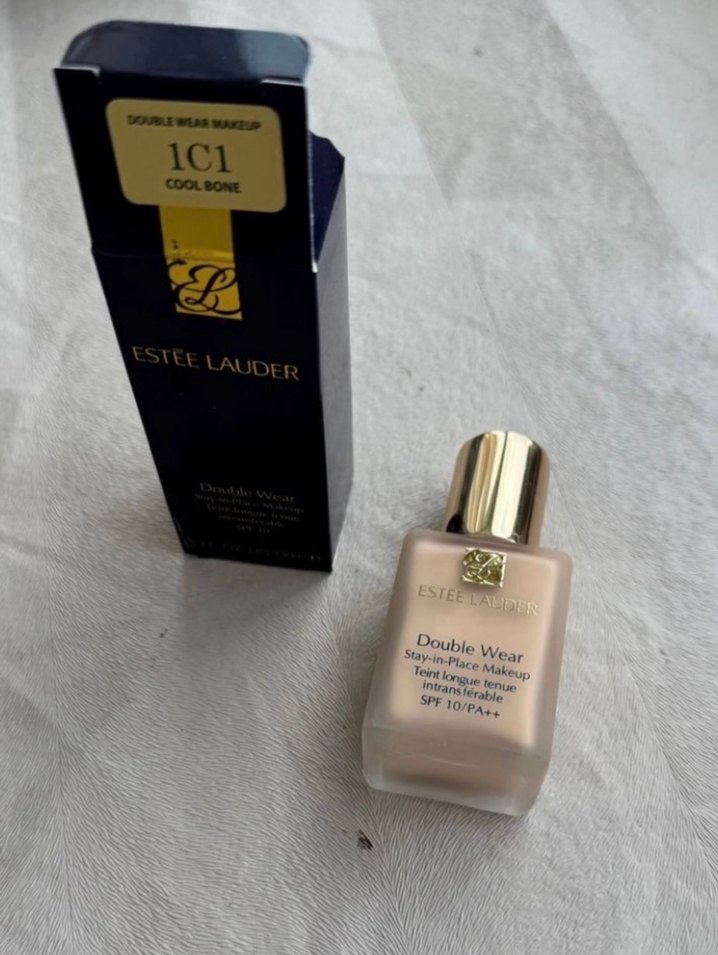 Estee lauder 1C1 cool bone fondöten - Görsel 2