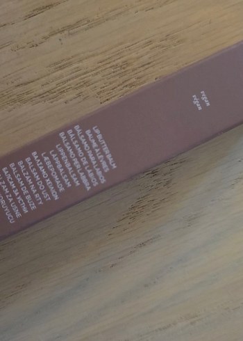 Summer Fridays
Butter Balm Vanilla Beige - Görsel 4