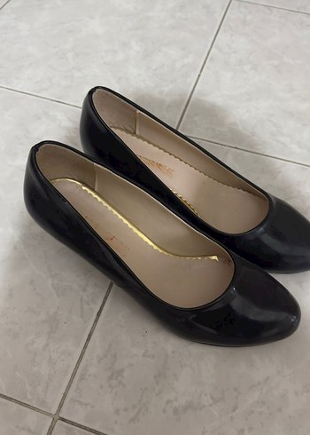 Siyah Kadın Klasik Topuklu Ayakkabı - Görsel 2