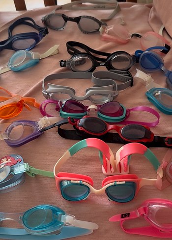 Renkli Elastik Yüzücü Gözlükleri - Görsel 2