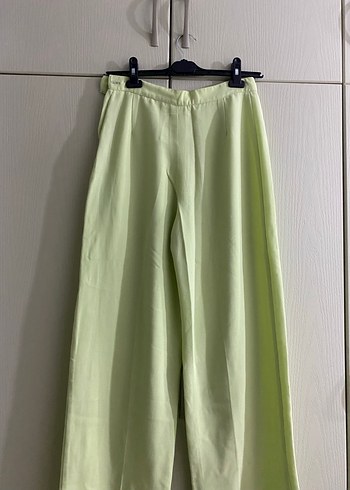 Kadın Yeşil Piliseli Midi Pantolon - Görsel 3