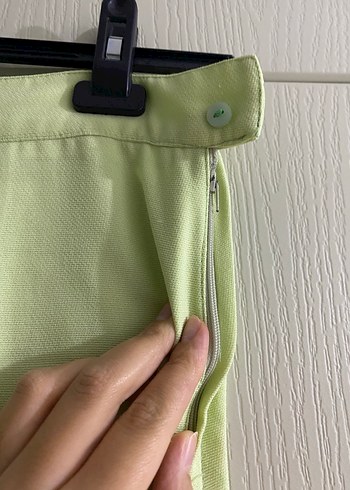 Kadın Yeşil Piliseli Midi Pantolon - Görsel 2