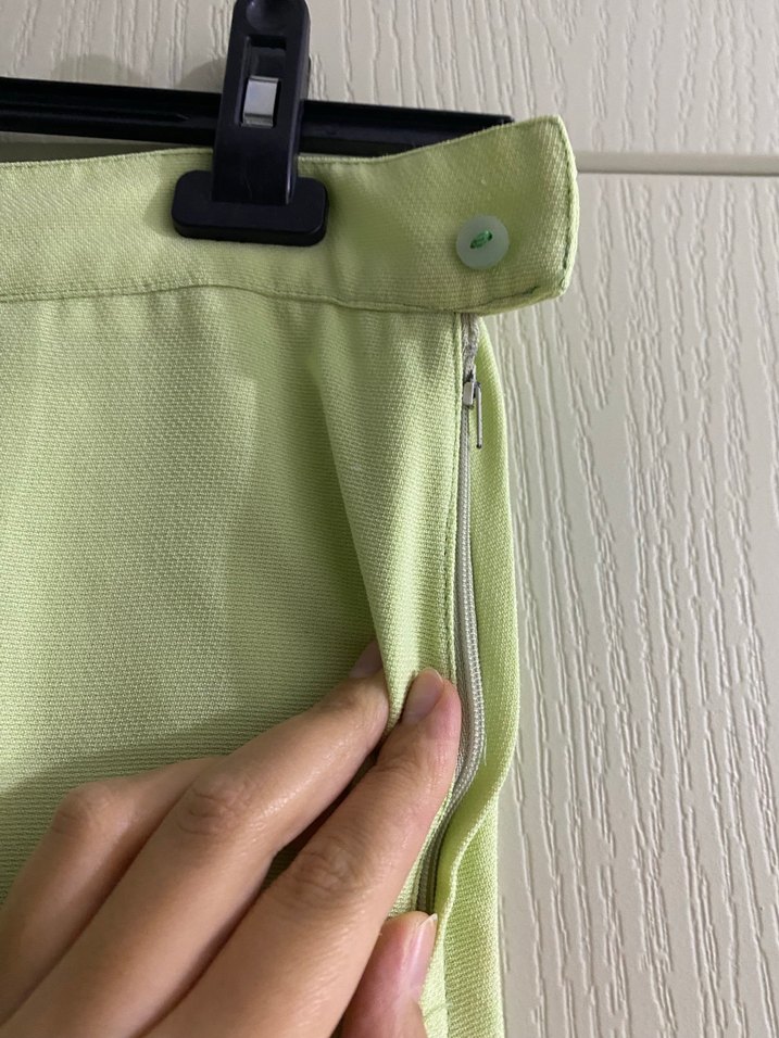 Kadın Yeşil Piliseli Midi Pantolon - Görsel 2