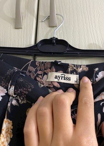 Çiçek Desenli Bol Kesim Midi Kadın Kumaş Pantolon - Görsel 3