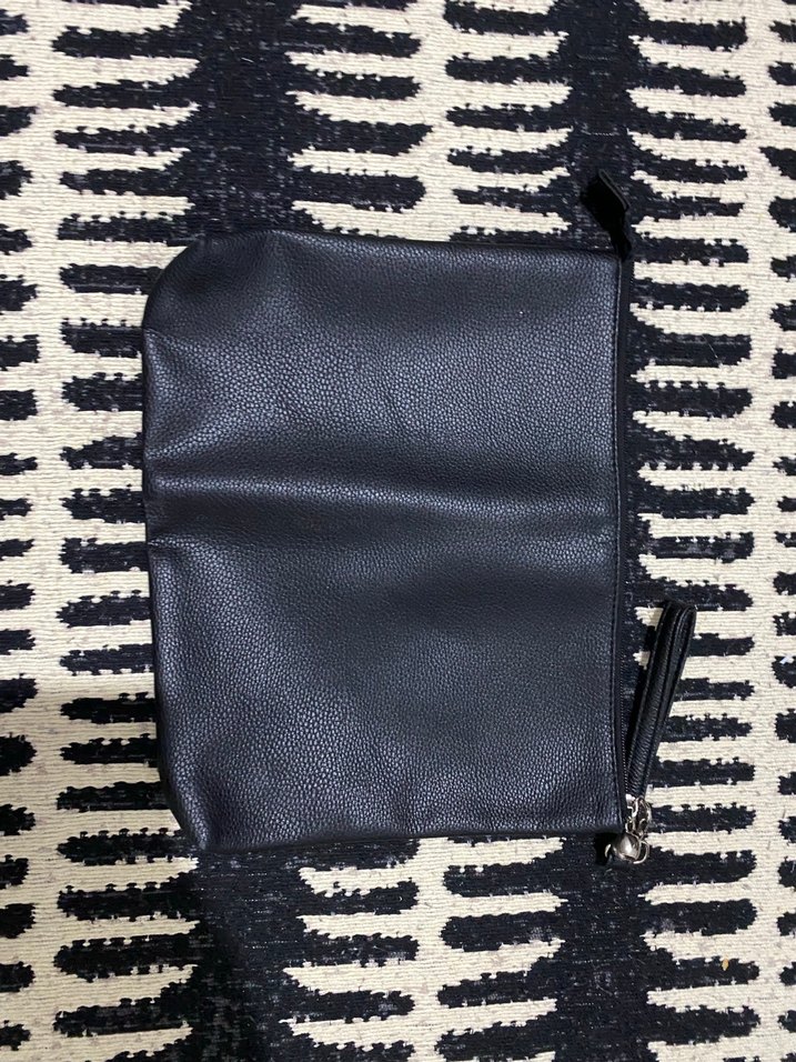 Siyah Deri Baskılı Fermuarlı Kadın Clutch Çanta - Görsel 2