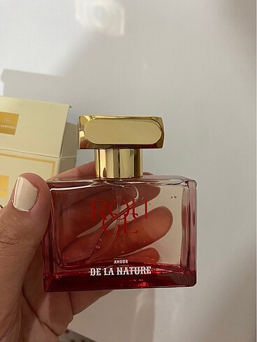 Rouge parfüm