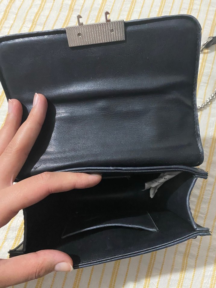 Tokalı Siyah Deri Gotik Kadın Çanta - Görsel 5