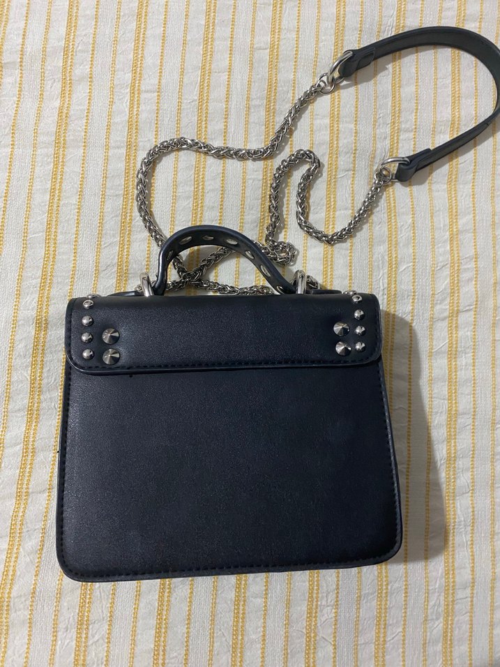 Tokalı Siyah Deri Gotik Kadın Çanta - Görsel 4