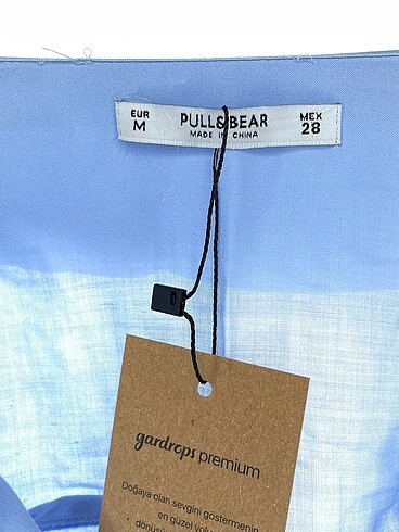 m Beden mavi Renk Pull and Bear Gömlek %70 İndirimli.