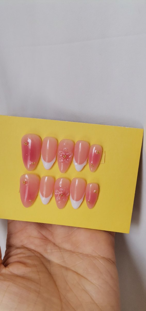 Pastel Pembe Çiçekli Jel Takma Tırnak Seti - Görsel 2