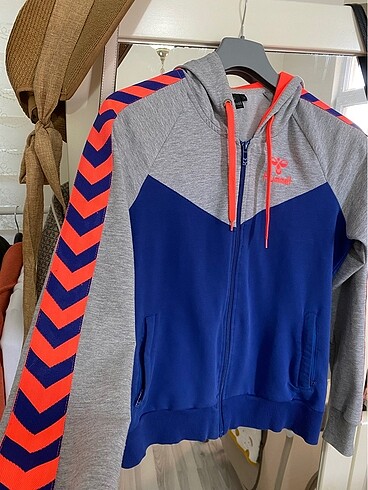 Hummel kapüşonlu hırka