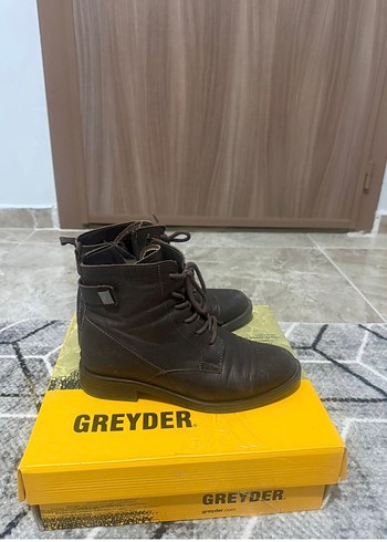 Greyder Kadin Bot