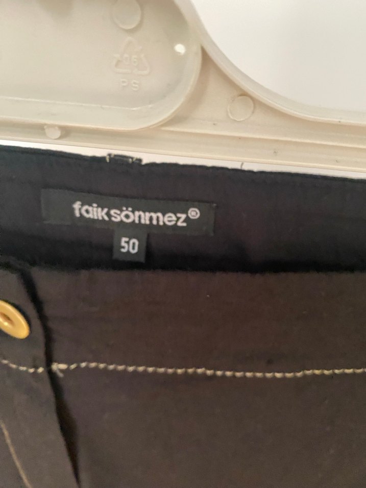 Faik Sönmez Siyah KadınBermuda Şort - Görsel 4