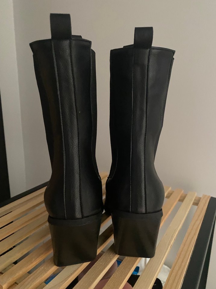 Elle Siyah Deri  Blok Topuk Kadın Bot - Görsel 4