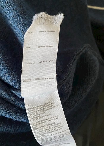 Yargıcı. Mavi Gri Çizgili Örgü Yün Kadın Kazak - Görsel 5