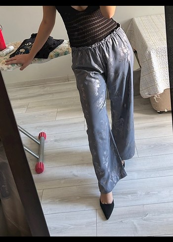 Zara Gri Salaş Midi Saten Pantolon