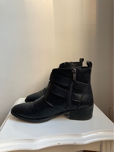 Zara Kovboy bot