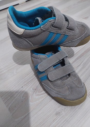 Adidas Gri Erkek Çocuk Spor Ayakkabı adidas