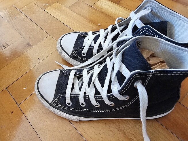 32 Beden Converse kız çocuk ayakkabı