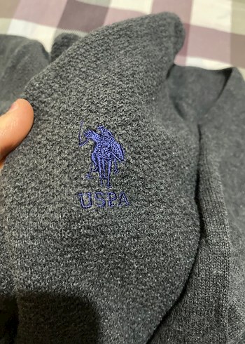 USPA Gri Erkek V-Yaka Örgü Yün Kazak
