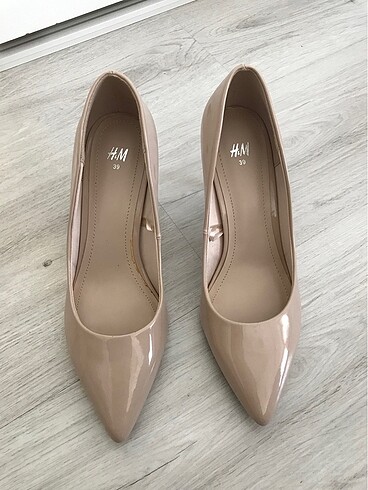 HM marka stiletto