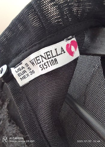 Siyah V Yaka Gotik Fırfırlı Bluz - Görsel 2