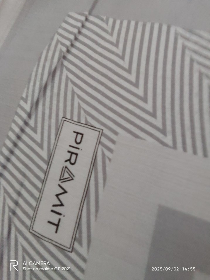 piramit esarp - Görsel 2