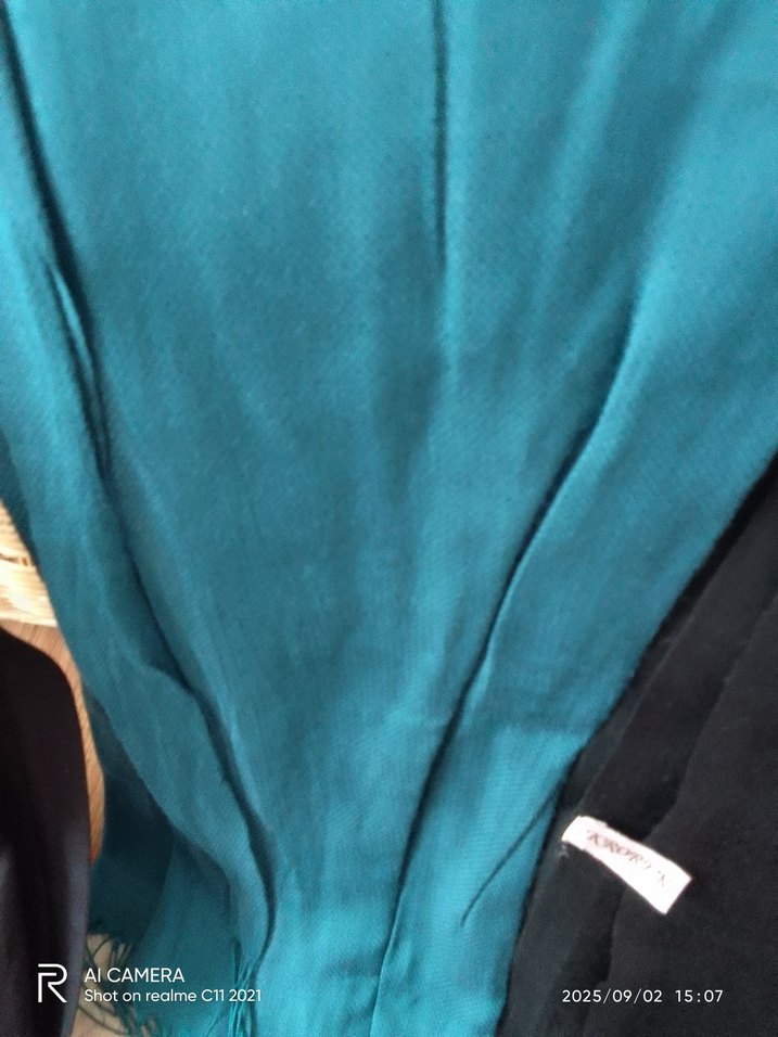 4 adetKadın Çok Renkli Drapeli Saten Şal - Görsel 4