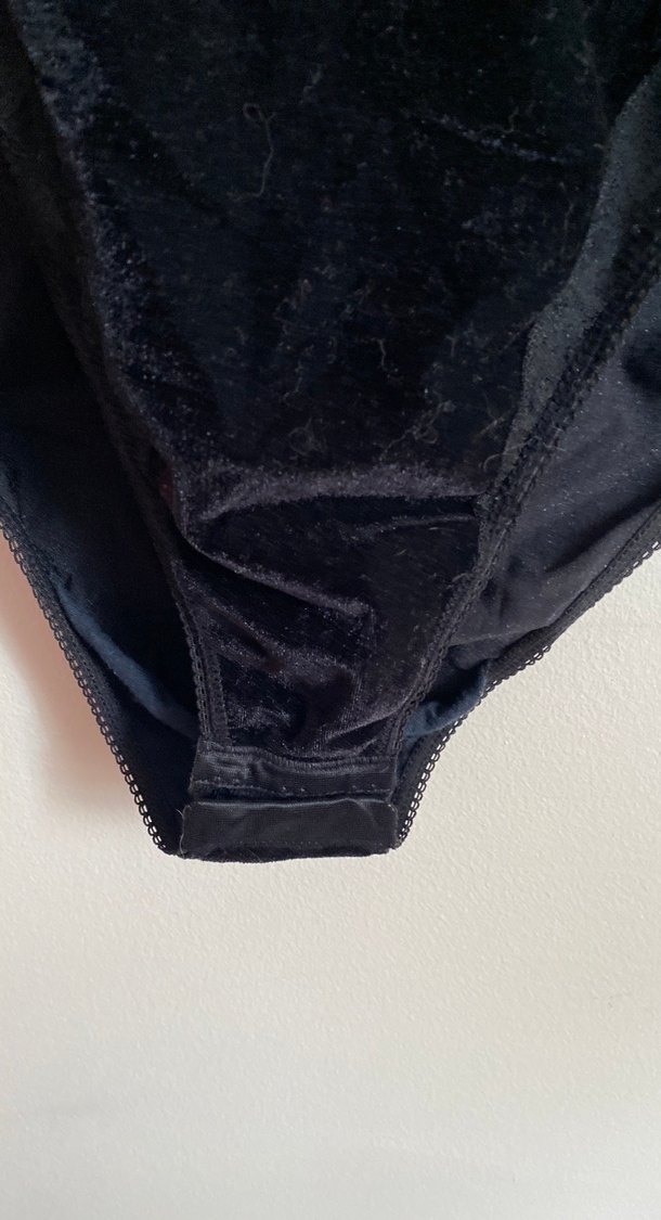 Dantel Detaylı Siyah Gotik Kadın Bluz - Görsel 4