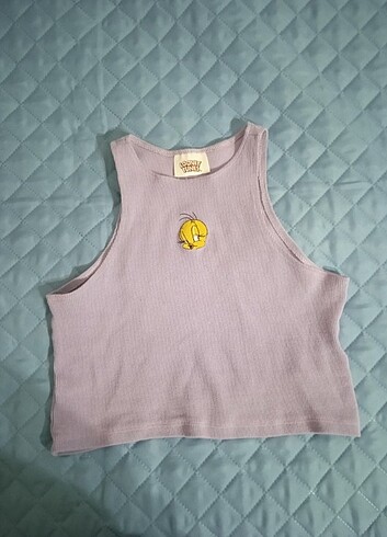 Lila crop