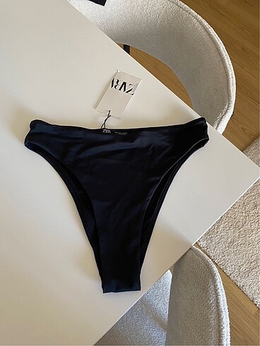m Beden Zara yüksek bel bikini altı
