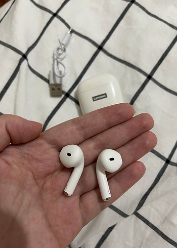 Beyaz Lenovo Kablosuz Kulaklık - Görsel 3