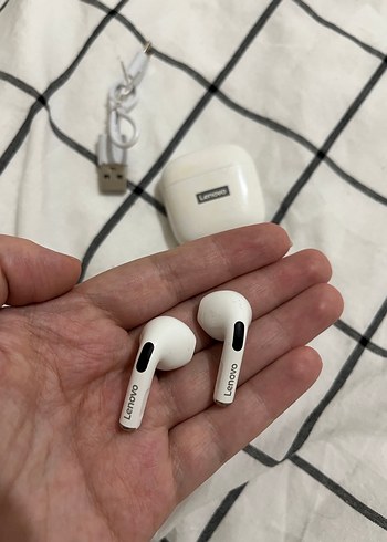 Beyaz Lenovo Kablosuz Kulaklık - Görsel 4