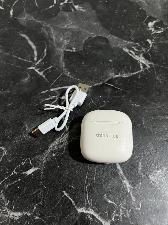 Beyaz Lenovo Kablosuz Kulaklık - Görsel 2