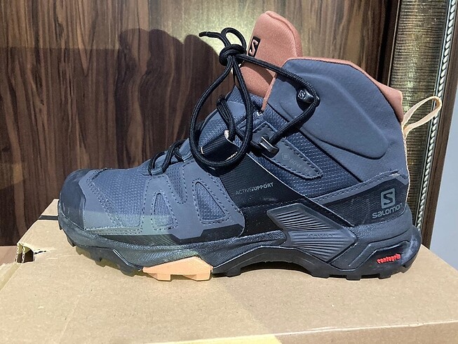 Salomon Salomon bot