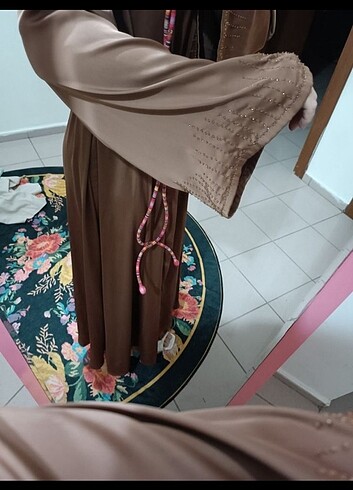 Kadın abaya