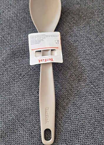 Servis kaşığı 