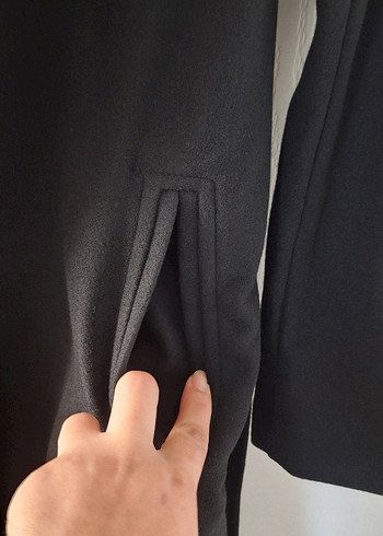 Siyah Çift Düğmeli Uzun Kaban - Görsel 4