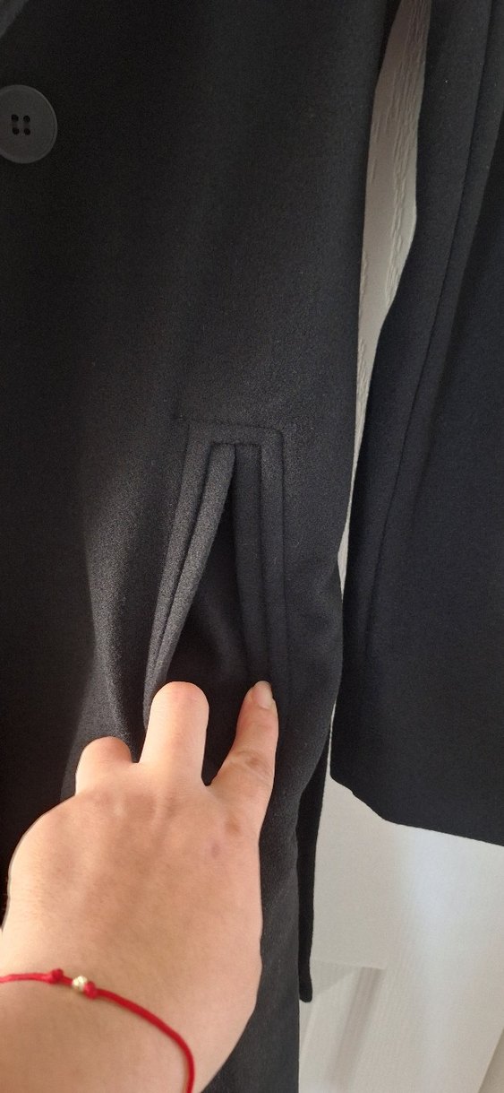 Siyah Çift Düğmeli Uzun Kaban - Görsel 4